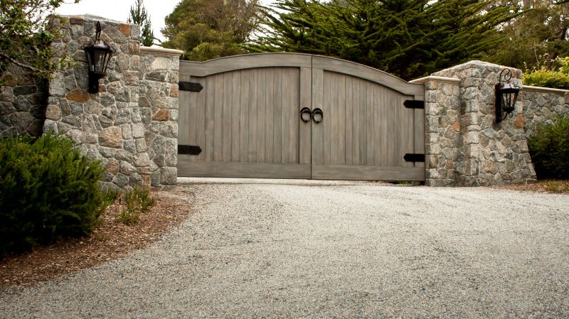 Main Gate Installation in Boca Raton, FL